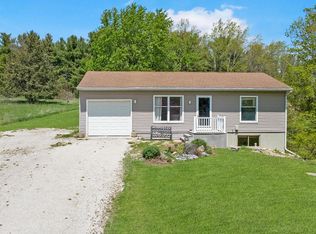 8402 368th AVENUE, Burlington, WI 53105