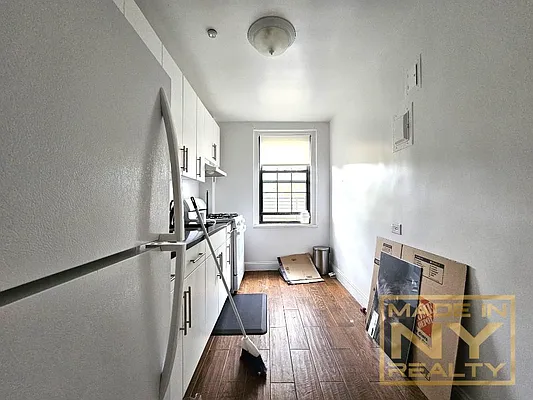 Rented by Made In NY Realty | media 9