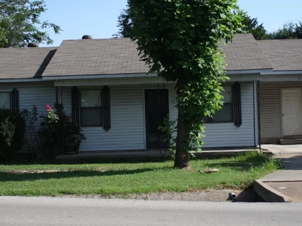 4503 Valley View Dr, Paragould, AR 72450