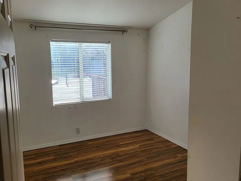 41302 Mountain Hwy E #1 — Photo 10