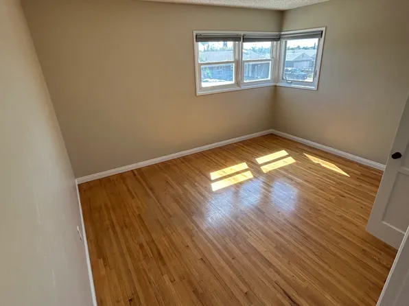 7080 Neri Dr, La Mesa, CA 91942