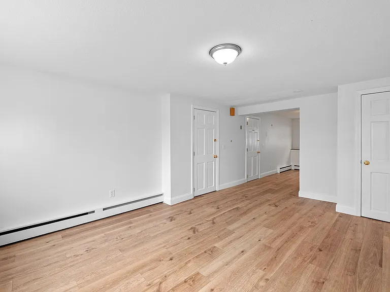 121 Cambridge Rd #B — Photo 6