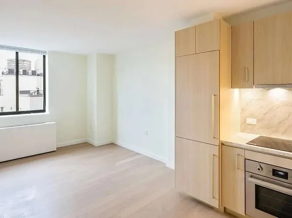 250 West 19th Street 05G image 1 of 10