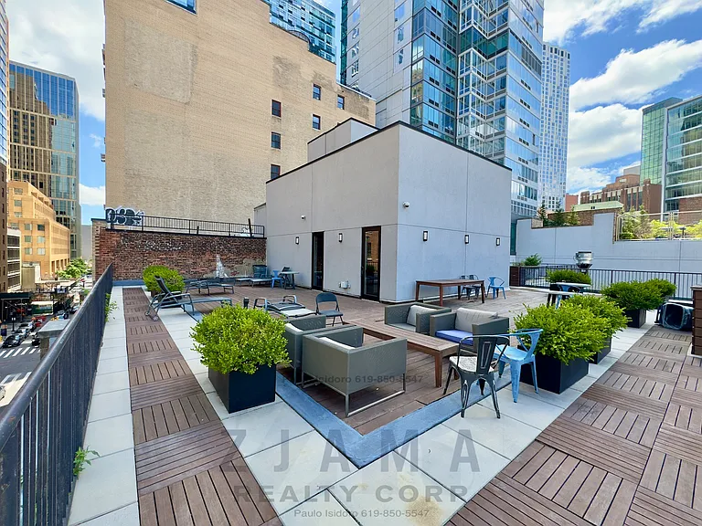 72 Willoughby St #3 — Photo 10