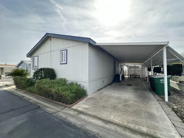 1551 6th Ave Drive #164, Kingsburg, CA 93631