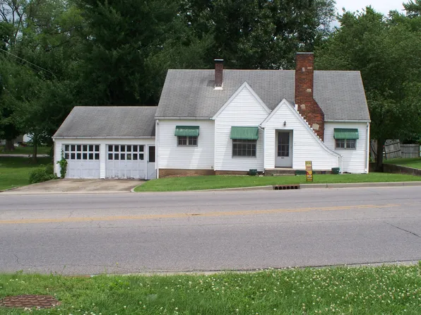 804 S Main St, Salem, IN 47167