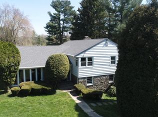 257 Tomkenn Rd, Wynnewood, PA 19096