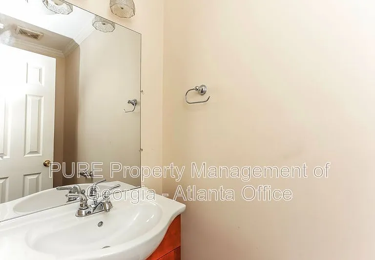 1934 Ivy Glen Dr SE — Photo 16