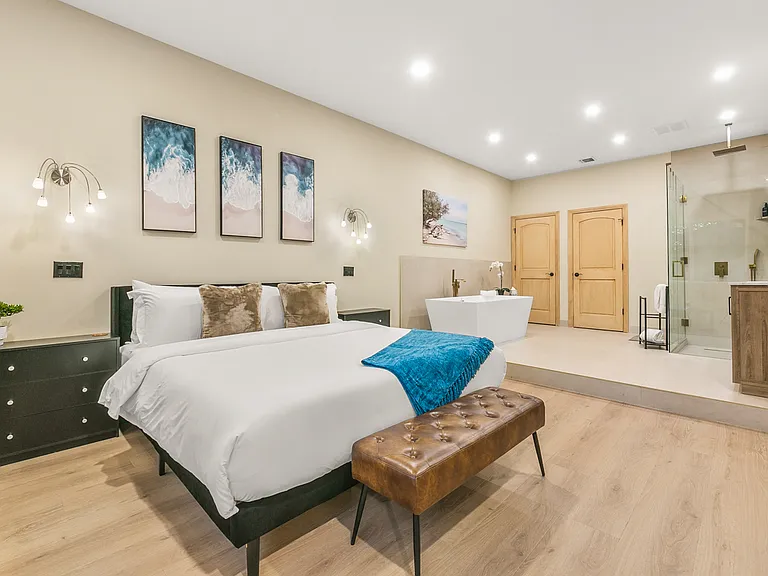 6635 Ben Ave — Photo 30