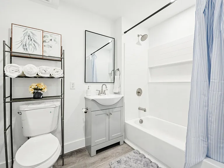 11800 E Colfax — Photo 43