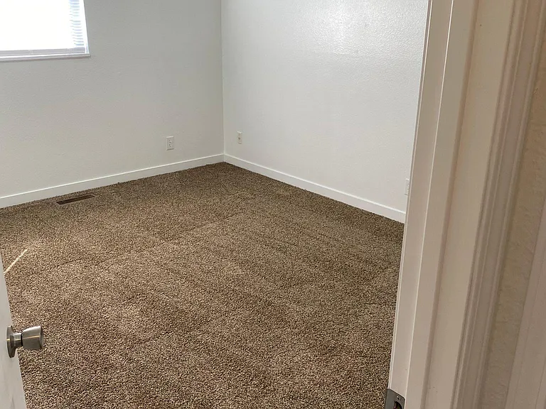 3255 Neil Rd #B — Photo 6