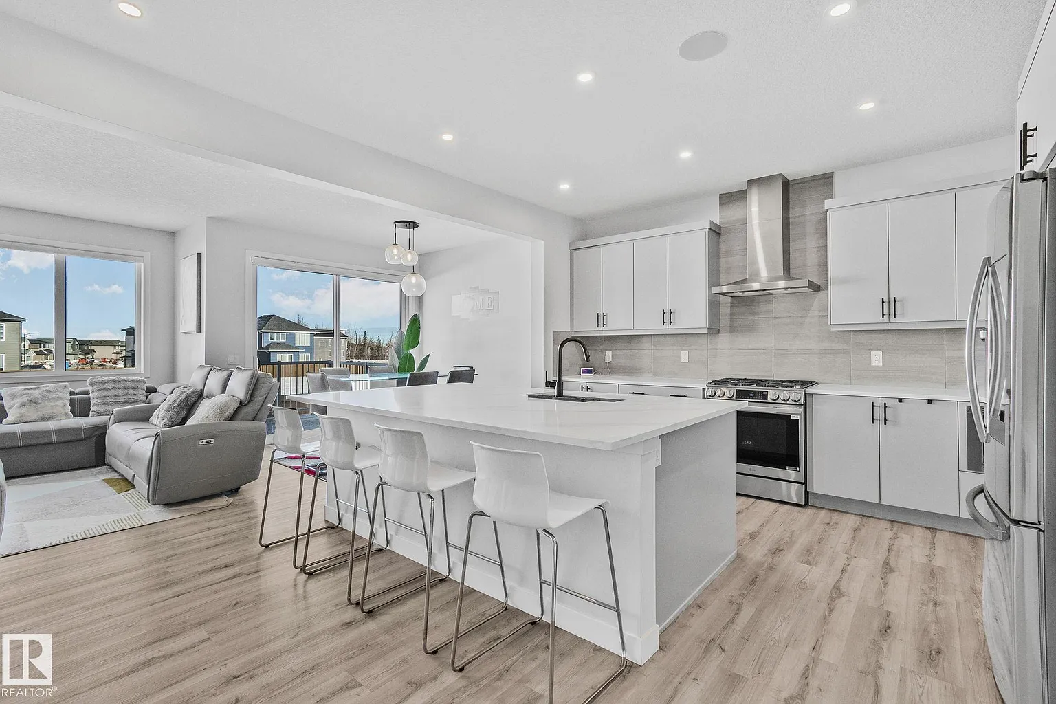 15816 29th Ave SW photo 1