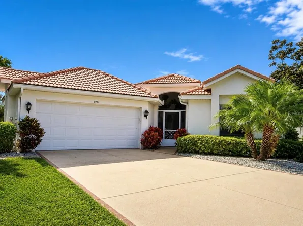 920 Kings Blvd, Sun City Center, FL 33573