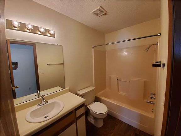 5th image of 2476 W Mary Dr