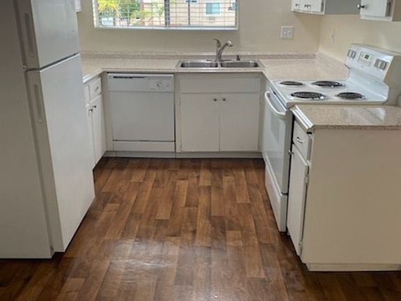 5th image of 1334 N 1st St APT 13