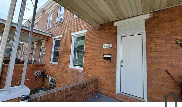 2 bed, 1300 sqft, $1,895 — Photo 2