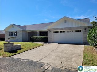 2443 High Point Dr, Bethlehem, PA 18017