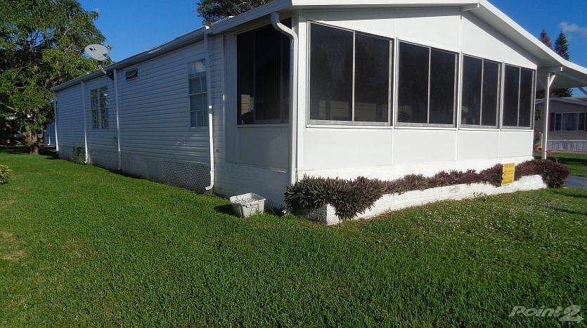 1st image of 6421 NW 28th St
