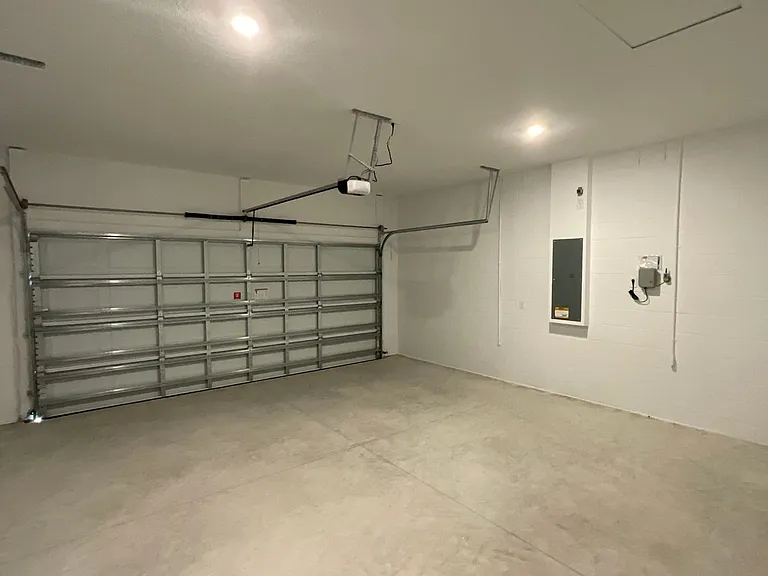 7727 SW 57th Pl — Photo 21