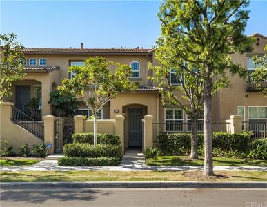 70 Trailing Vine, Irvine, CA, 92602