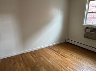 (Undisclosed Address), Bronx, NY 10465