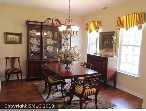 2nd image of 321 Westminster Dr
