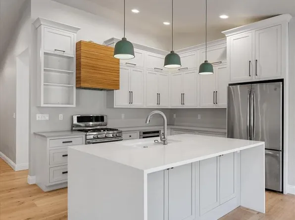 W5966 Plateau DRIVE, Elkhart Lake, WI 53020