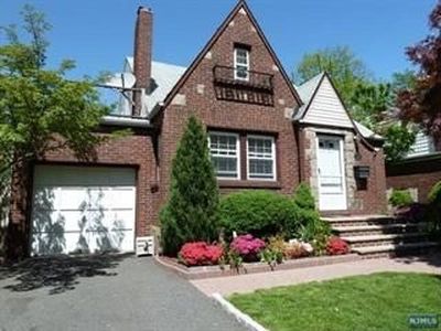 149 Blauvelt St, Teaneck, NJ, 07666