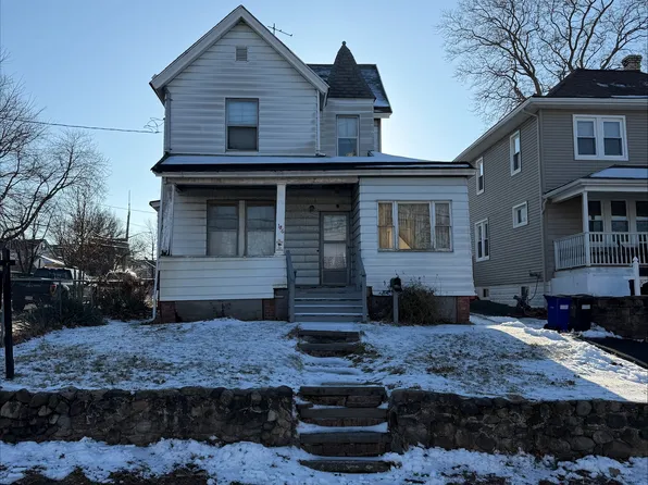 186 Fisher Avenue image 1 of 21