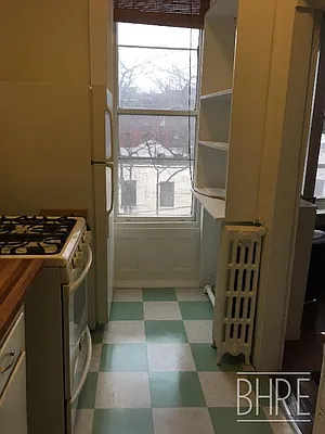 Rented by Brooklyn Heights Real Estate Inc | media 29