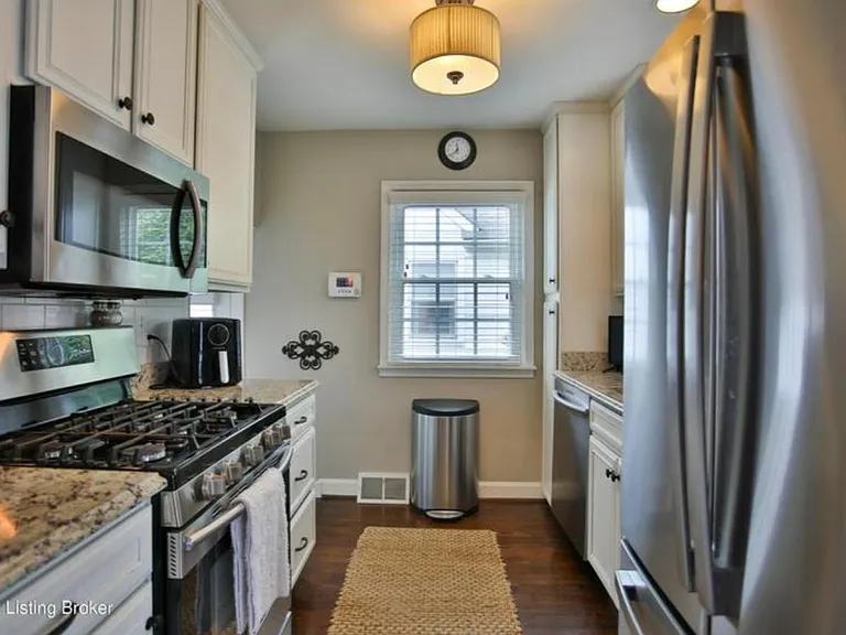4215 Churchill Rd — Photo 5