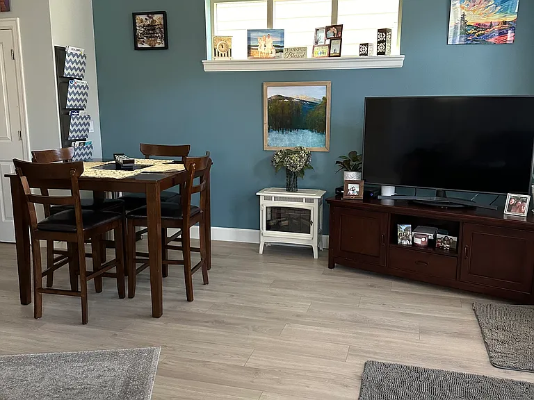 SE Everglade St — Photo 9