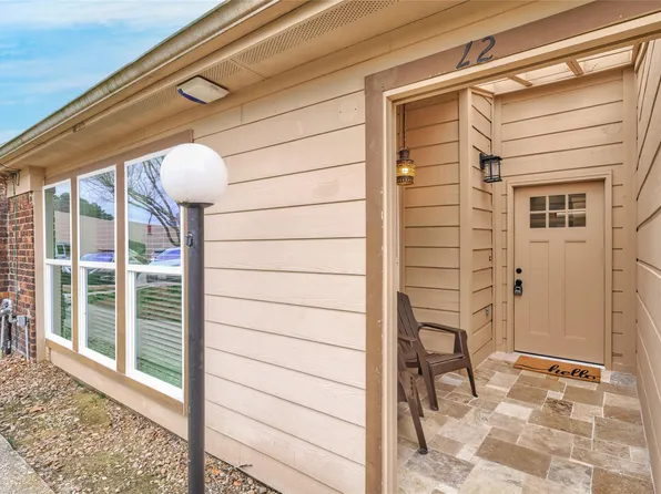 1014 Graham Dr #L2, Tomball, TX 77375