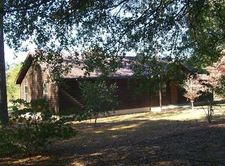 79 John F Rd, Hazlehurst, GA 31539