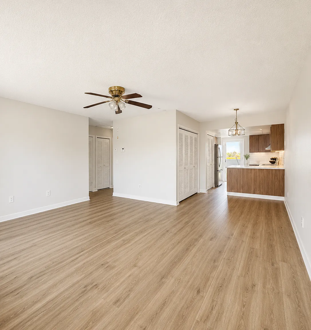 37 Las Brisas Way - 1 — Photo 4