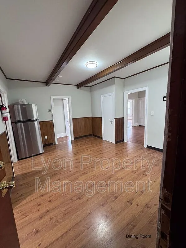 Building Photo - 1134 Social St #1