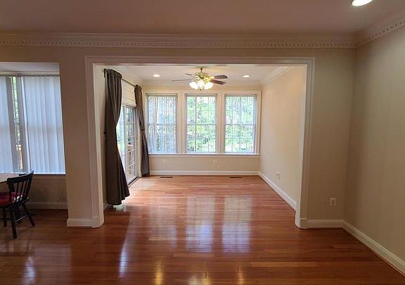 4th image of 3991 Troon Ct
