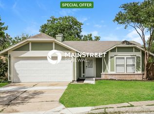 8614 Serene Ridge Dr, San Antonio, TX 78239