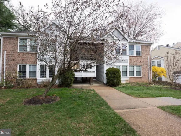 3402 Lakeside View Dr #13-4, Falls Church, VA 22041