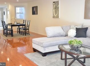 1123 S Divinity St, Philadelphia, PA 19143