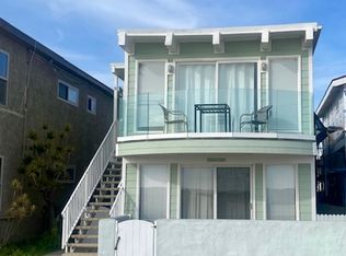 1521 Seal Way APT C, Seal Beach, CA 90740