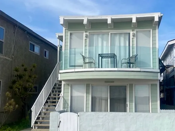 1521 Seal Way APT C, Seal Beach, CA 90740
