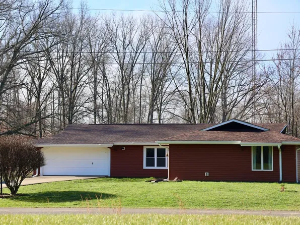 721 Kassel Dr, Fayetteville, OH 45118