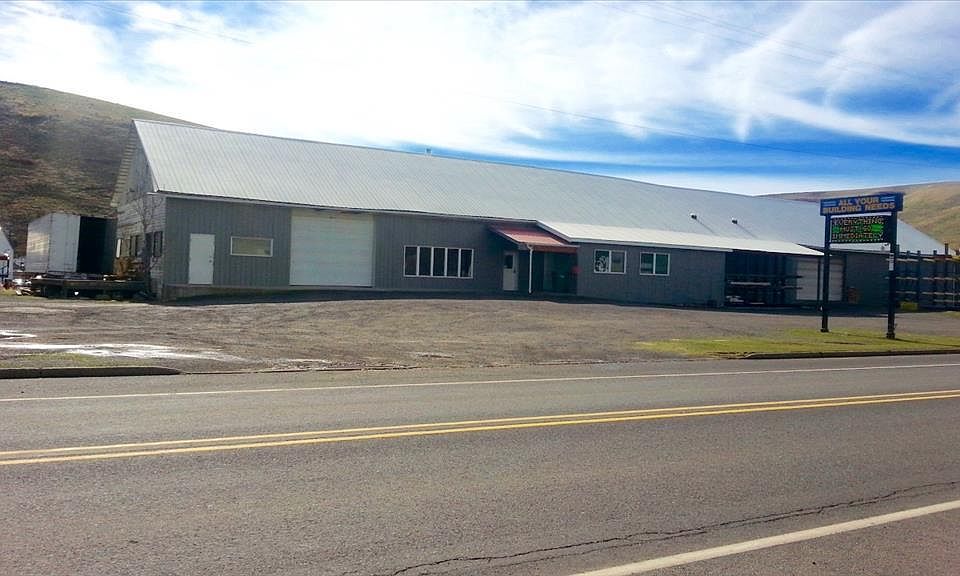 Main Street Frontage