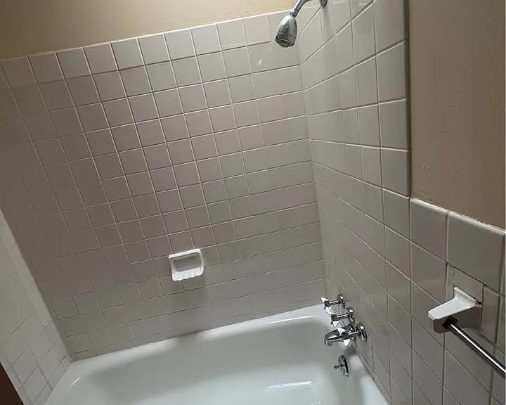 1258 E Elm St #13 — Photo 11