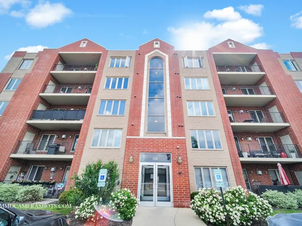 2321 183rd St APT 404, Homewood, IL 60430
