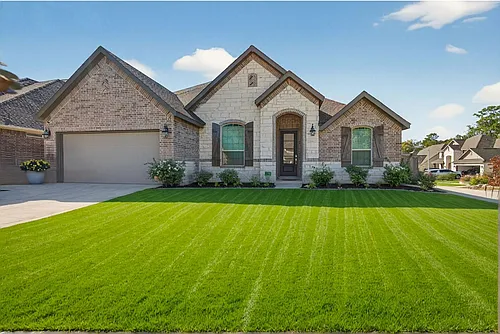 23426 Yaupon Hills Dr Photo 1