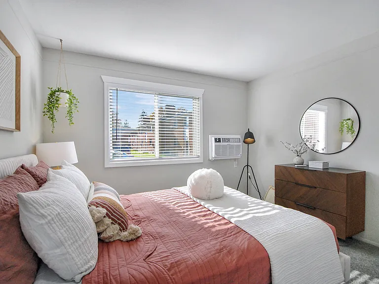 Haven at Grosse Pointe — Photo 14