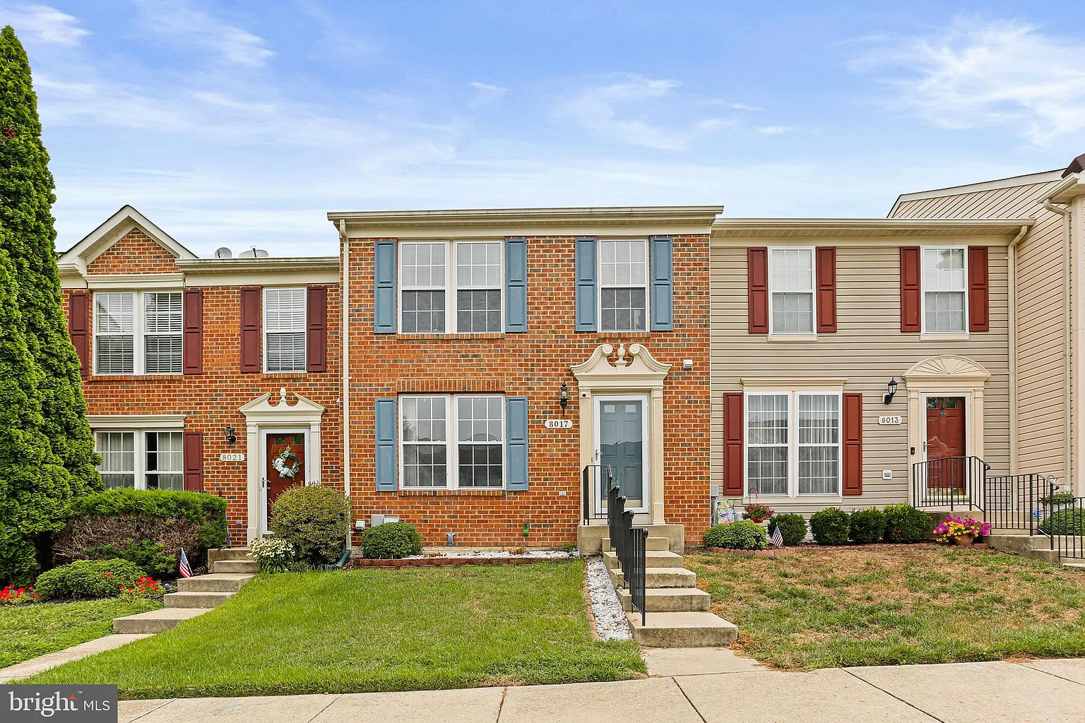 8017 Silver Fox Way photo 1