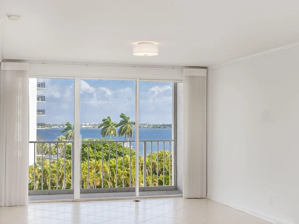 3901 S Flagler Dr #505